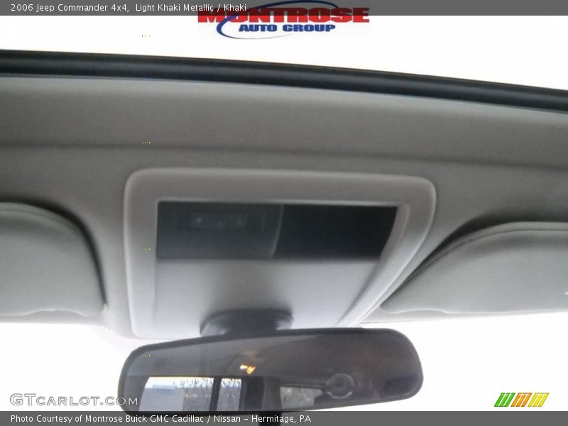 Light Khaki Metallic / Khaki 2006 Jeep Commander 4x4