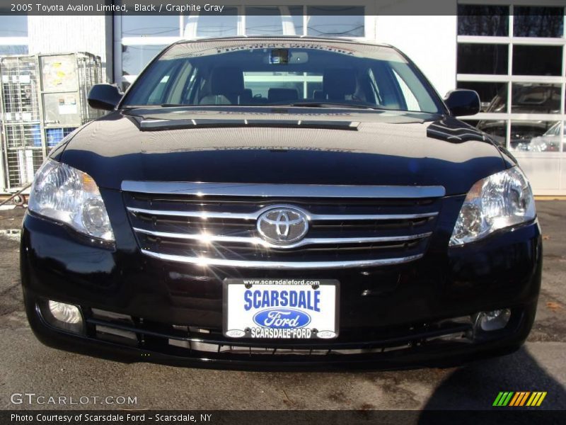 Black / Graphite Gray 2005 Toyota Avalon Limited