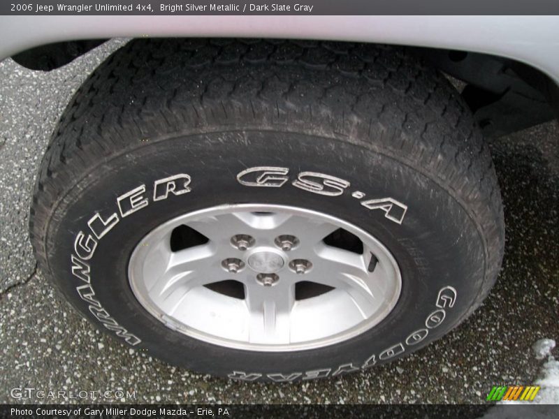 Bright Silver Metallic / Dark Slate Gray 2006 Jeep Wrangler Unlimited 4x4