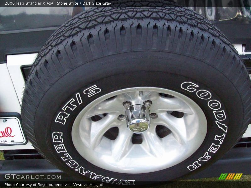 Stone White / Dark Slate Gray 2006 Jeep Wrangler X 4x4