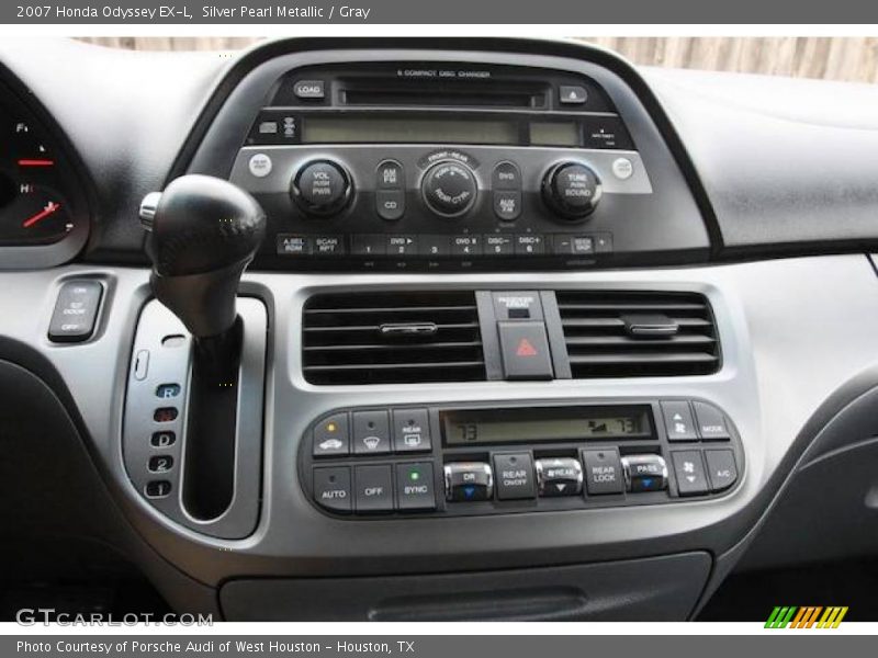 Silver Pearl Metallic / Gray 2007 Honda Odyssey EX-L