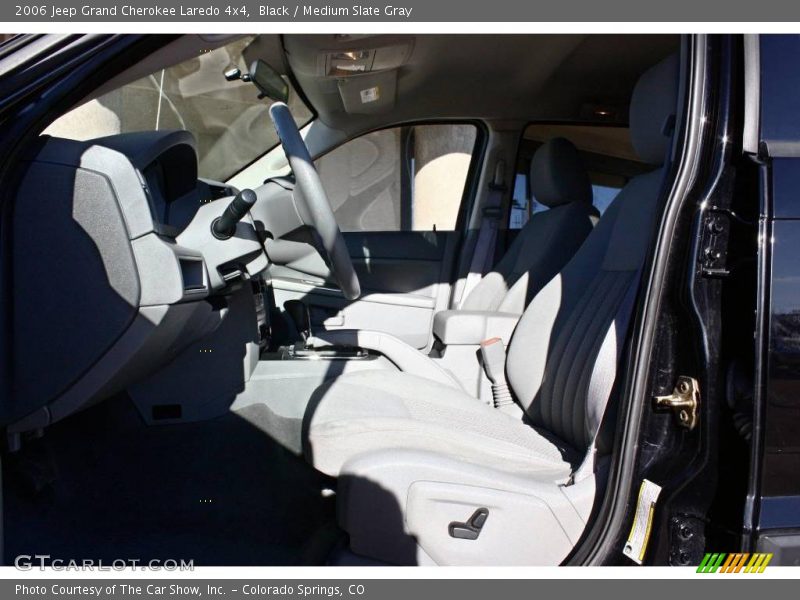 Black / Medium Slate Gray 2006 Jeep Grand Cherokee Laredo 4x4