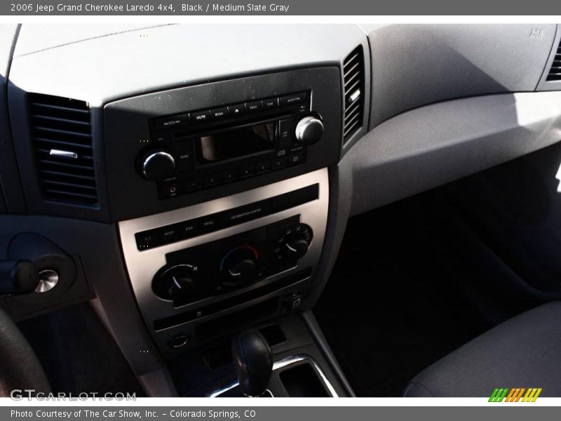 Black / Medium Slate Gray 2006 Jeep Grand Cherokee Laredo 4x4