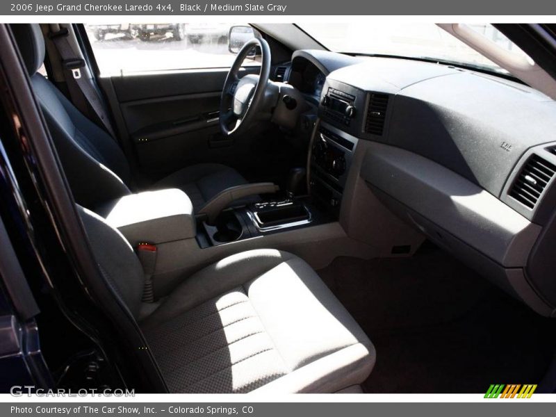 Black / Medium Slate Gray 2006 Jeep Grand Cherokee Laredo 4x4