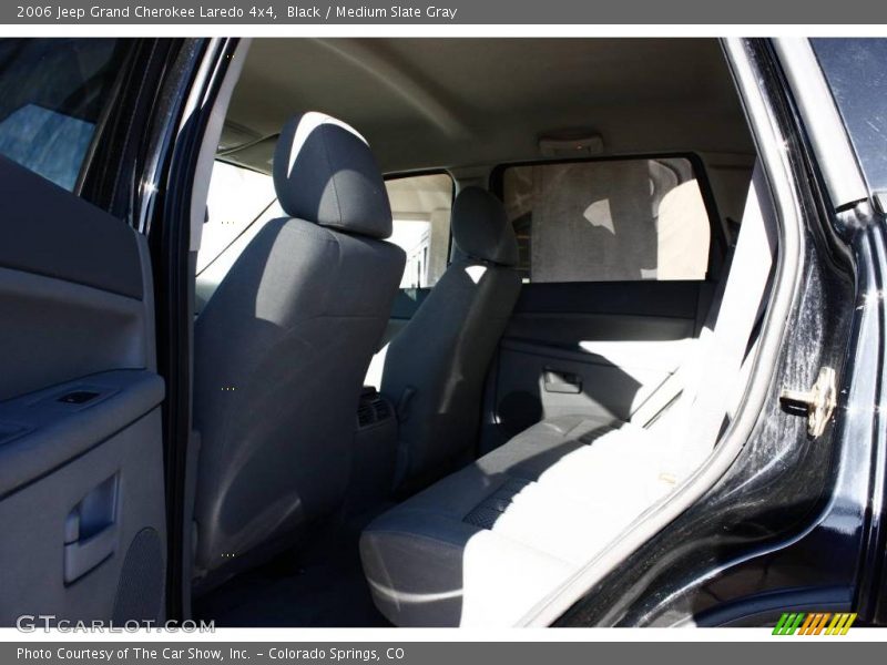 Black / Medium Slate Gray 2006 Jeep Grand Cherokee Laredo 4x4