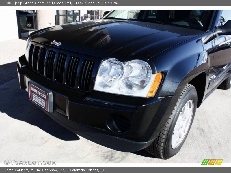 Black / Medium Slate Gray 2006 Jeep Grand Cherokee Laredo 4x4