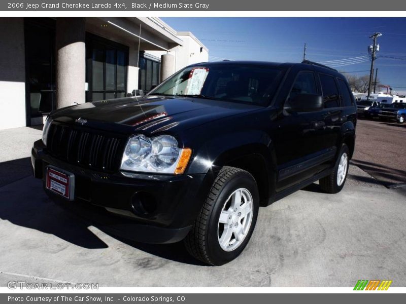 Black / Medium Slate Gray 2006 Jeep Grand Cherokee Laredo 4x4