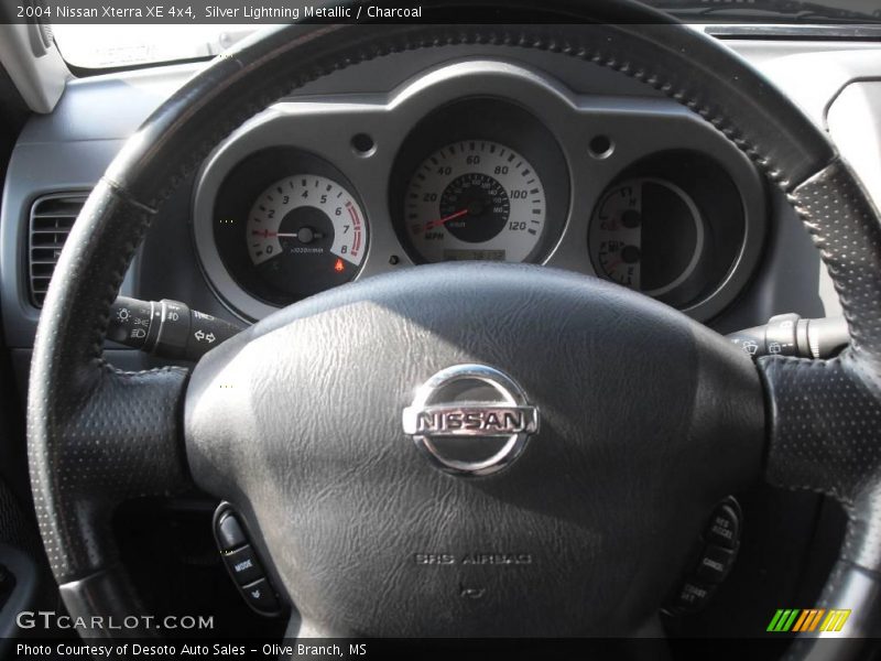 Silver Lightning Metallic / Charcoal 2004 Nissan Xterra XE 4x4