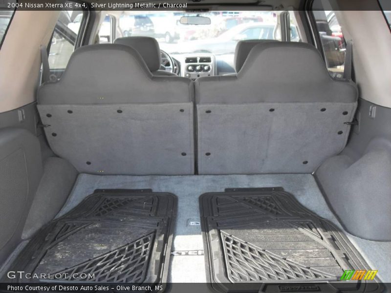 Silver Lightning Metallic / Charcoal 2004 Nissan Xterra XE 4x4