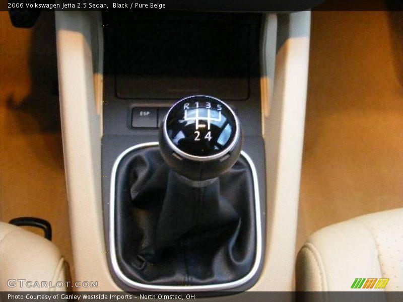 Black / Pure Beige 2006 Volkswagen Jetta 2.5 Sedan