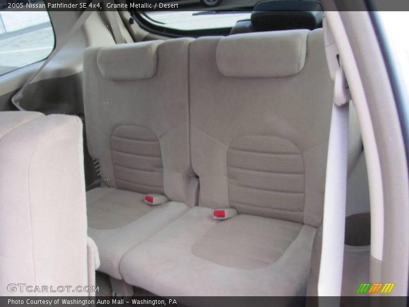 Granite Metallic / Desert 2005 Nissan Pathfinder SE 4x4