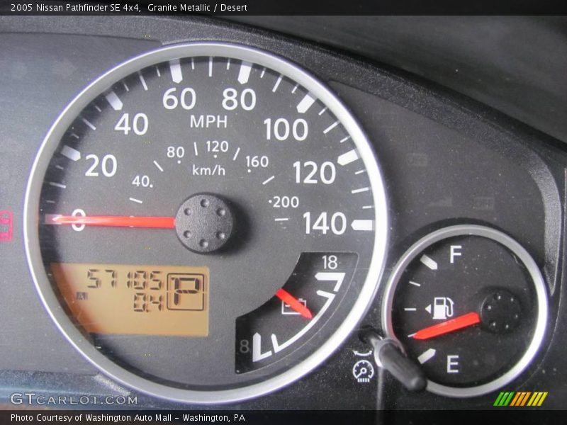 Granite Metallic / Desert 2005 Nissan Pathfinder SE 4x4