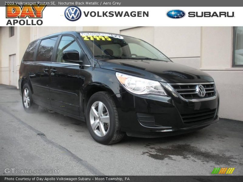 Nocturne Black Metallic / Aero Grey 2009 Volkswagen Routan SE