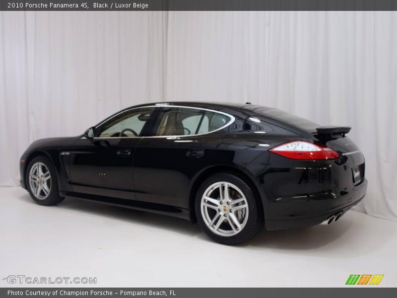 Black / Luxor Beige 2010 Porsche Panamera 4S