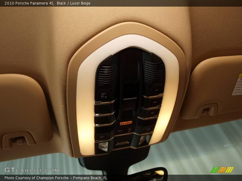 Black / Luxor Beige 2010 Porsche Panamera 4S