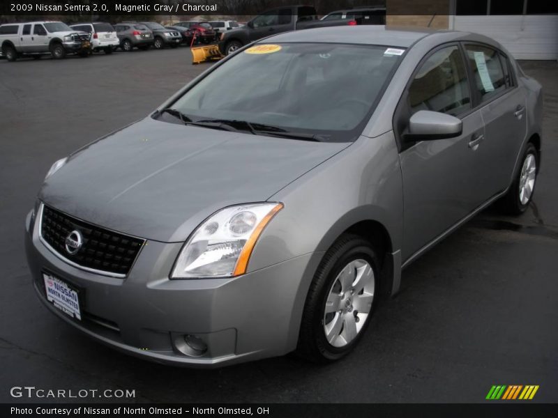 Magnetic Gray / Charcoal 2009 Nissan Sentra 2.0