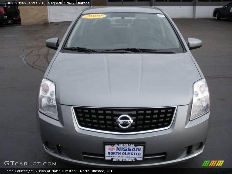 Magnetic Gray / Charcoal 2009 Nissan Sentra 2.0