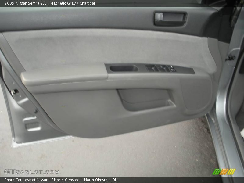 Magnetic Gray / Charcoal 2009 Nissan Sentra 2.0