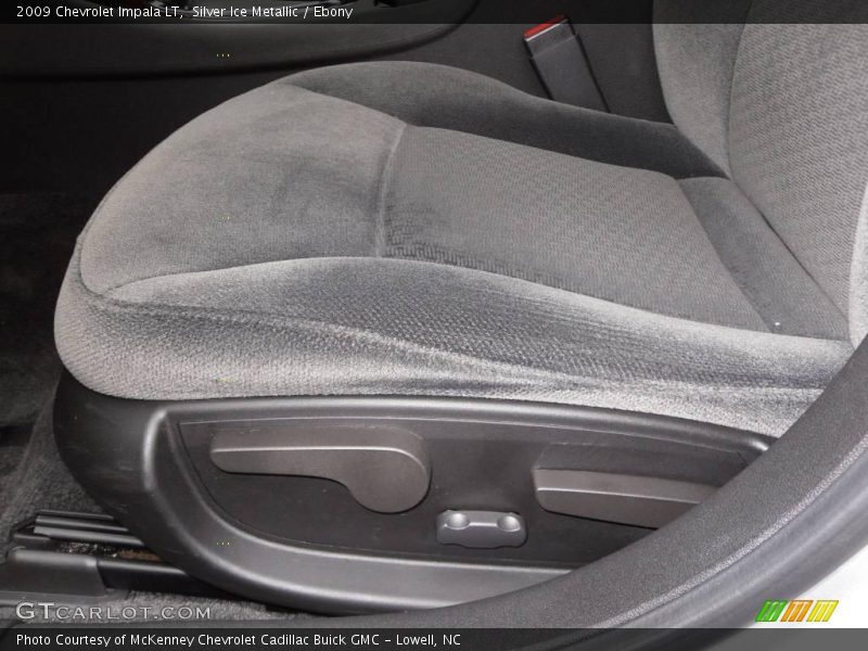 Silver Ice Metallic / Ebony 2009 Chevrolet Impala LT