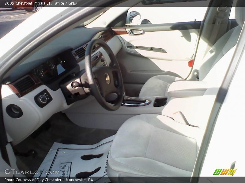 White / Gray 2009 Chevrolet Impala LT