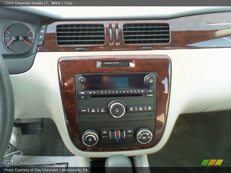 White / Gray 2009 Chevrolet Impala LT