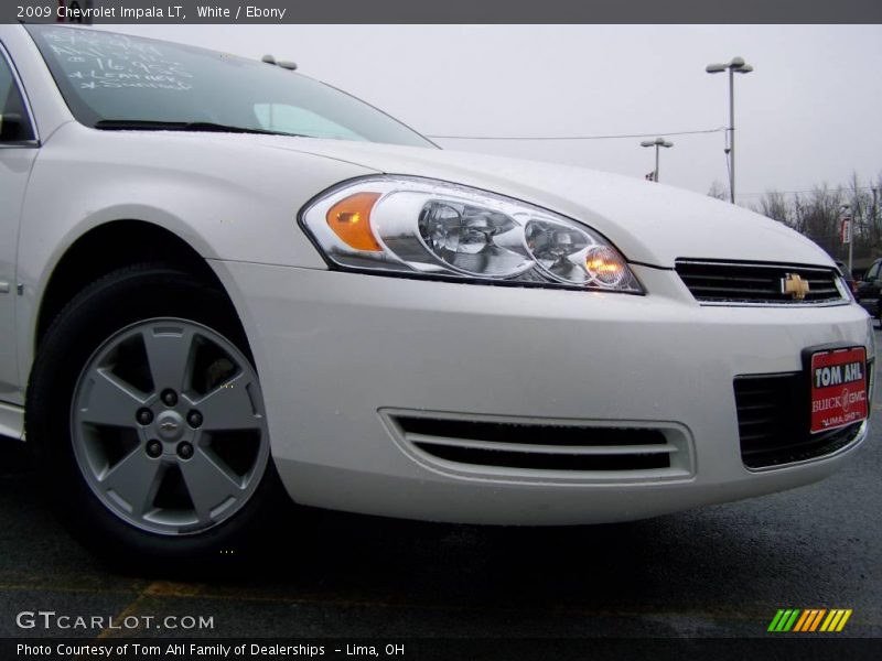 White / Ebony 2009 Chevrolet Impala LT