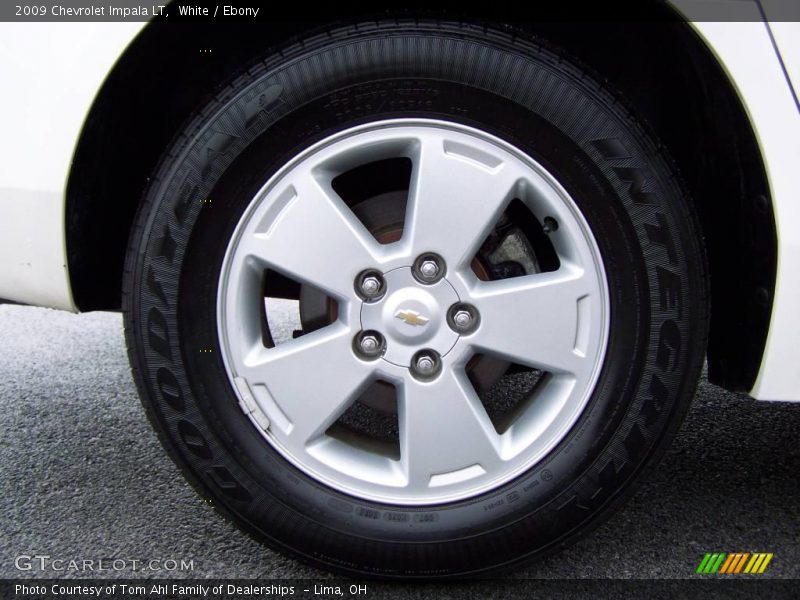 White / Ebony 2009 Chevrolet Impala LT