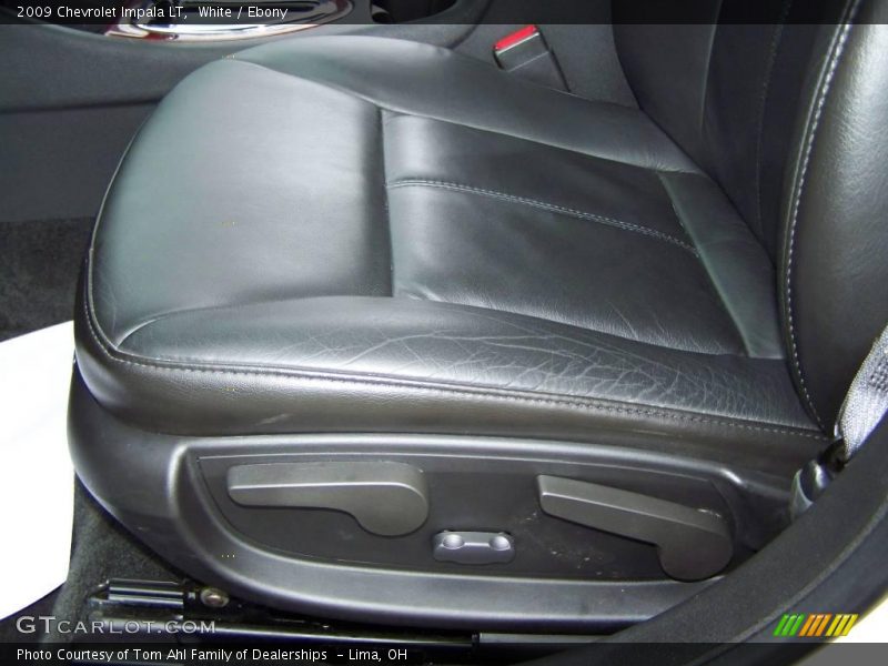 White / Ebony 2009 Chevrolet Impala LT