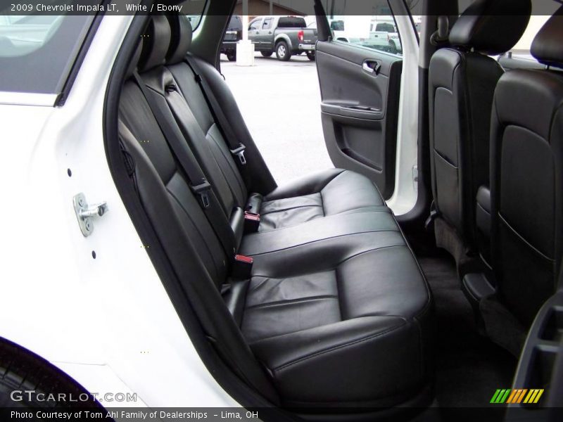 White / Ebony 2009 Chevrolet Impala LT
