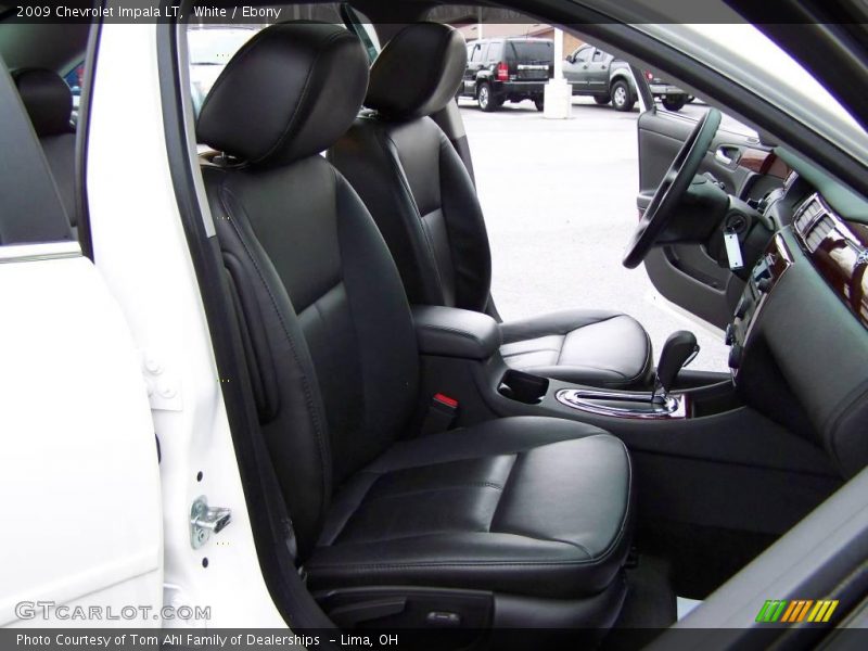 White / Ebony 2009 Chevrolet Impala LT