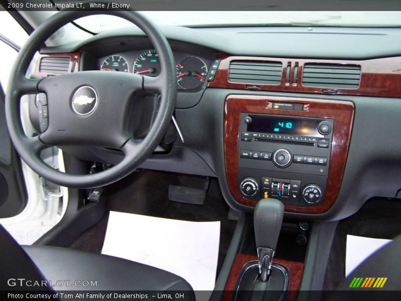 White / Ebony 2009 Chevrolet Impala LT