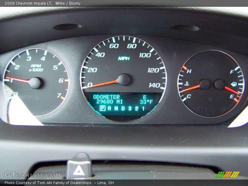 White / Ebony 2009 Chevrolet Impala LT