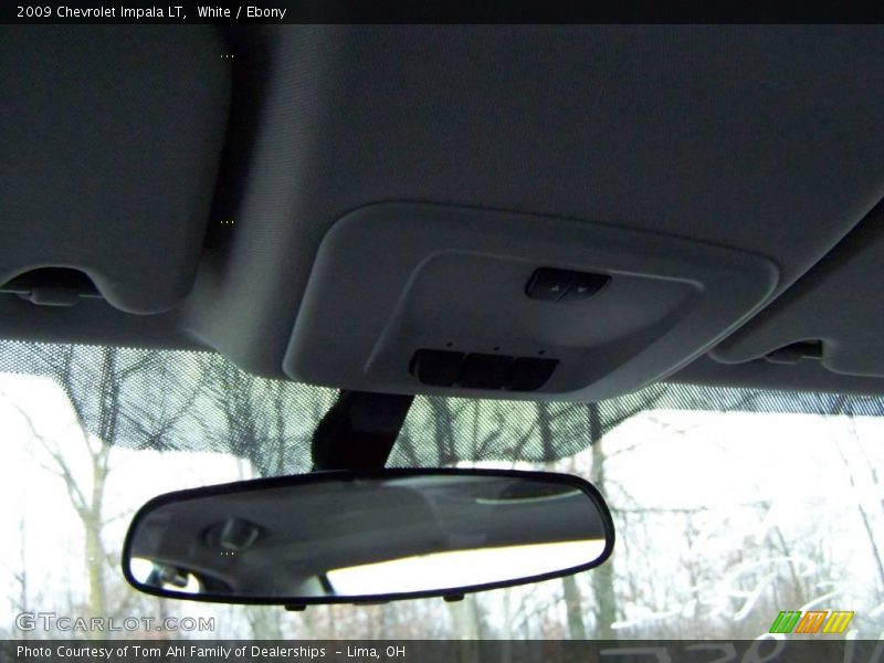 White / Ebony 2009 Chevrolet Impala LT