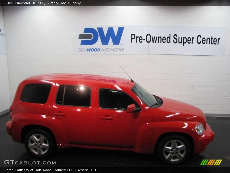 Victory Red / Ebony 2009 Chevrolet HHR LT