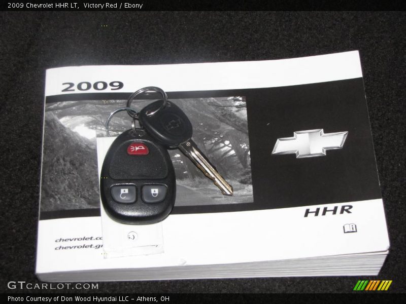 Victory Red / Ebony 2009 Chevrolet HHR LT