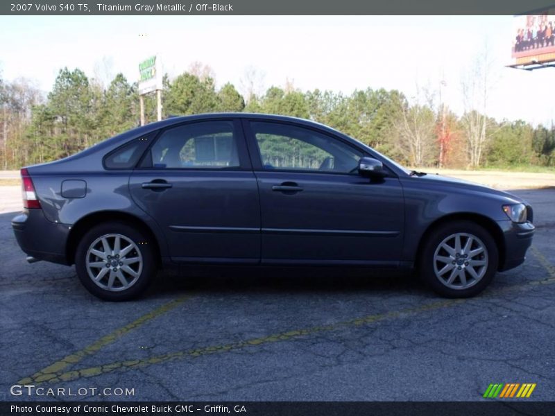 Titanium Gray Metallic / Off-Black 2007 Volvo S40 T5