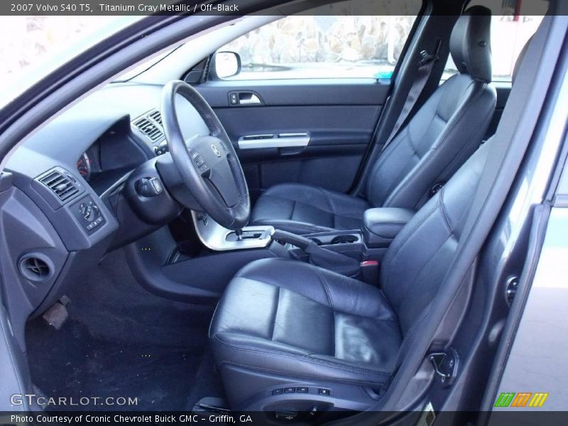 Titanium Gray Metallic / Off-Black 2007 Volvo S40 T5
