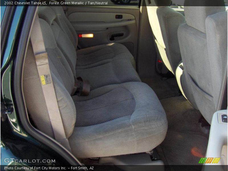 Forest Green Metallic / Tan/Neutral 2002 Chevrolet Tahoe LS