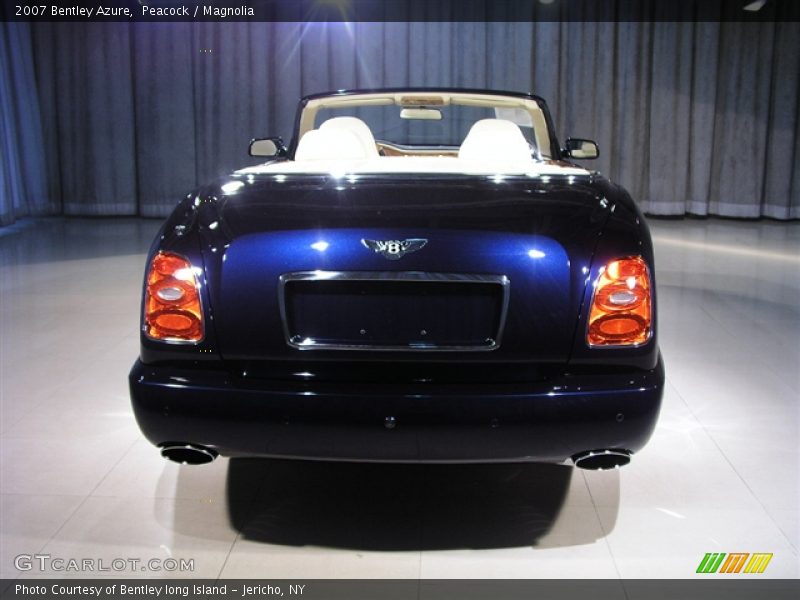Peacock / Magnolia 2007 Bentley Azure
