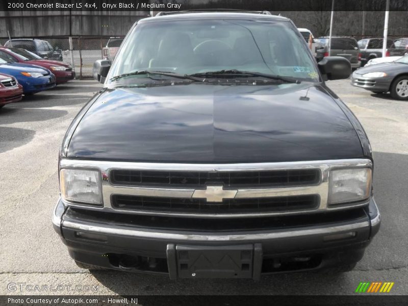 Onyx Black / Medium Gray 2000 Chevrolet Blazer LS 4x4