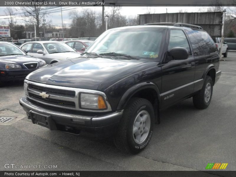 Onyx Black / Medium Gray 2000 Chevrolet Blazer LS 4x4