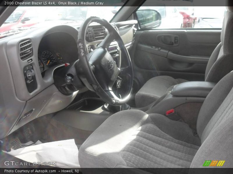 Onyx Black / Medium Gray 2000 Chevrolet Blazer LS 4x4