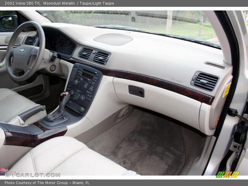 Moondust Metallic / Taupe/Light Taupe 2001 Volvo S80 T6