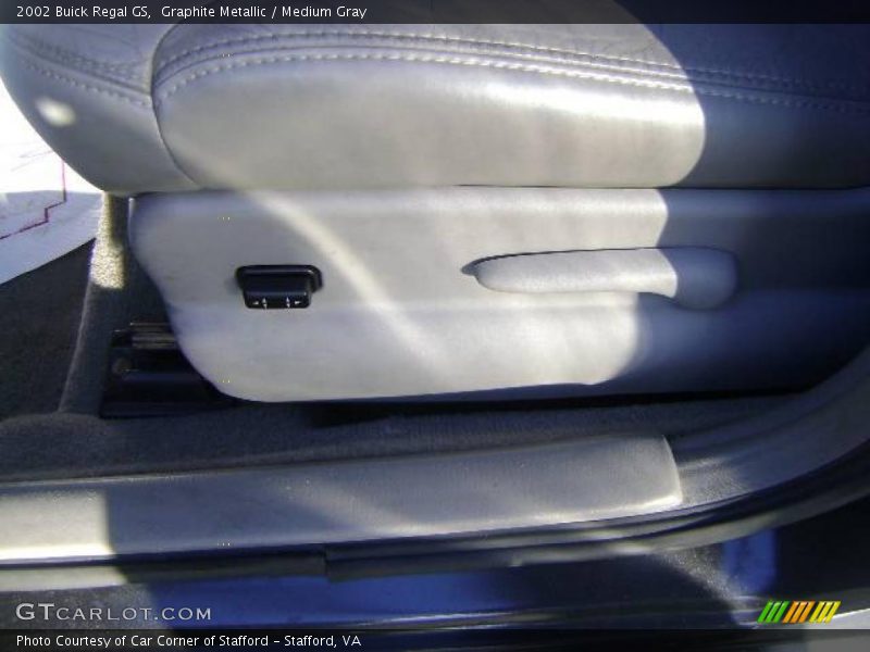Graphite Metallic / Medium Gray 2002 Buick Regal GS