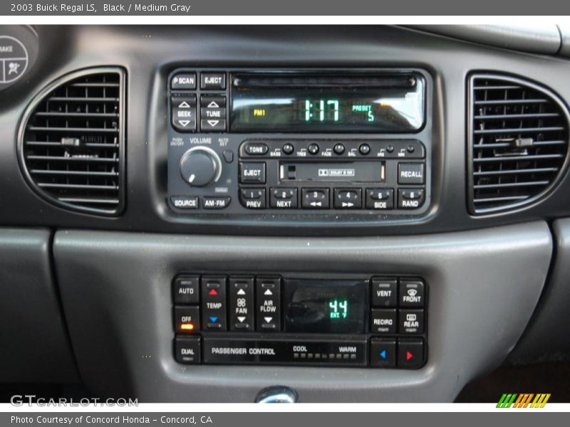 Black / Medium Gray 2003 Buick Regal LS