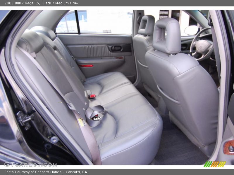 Black / Medium Gray 2003 Buick Regal LS