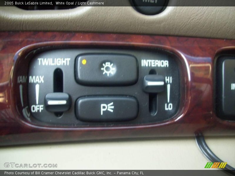 White Opal / Light Cashmere 2005 Buick LeSabre Limited