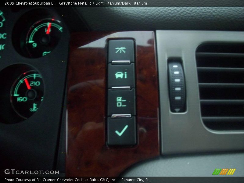 Greystone Metallic / Light Titanium/Dark Titanium 2009 Chevrolet Suburban LT