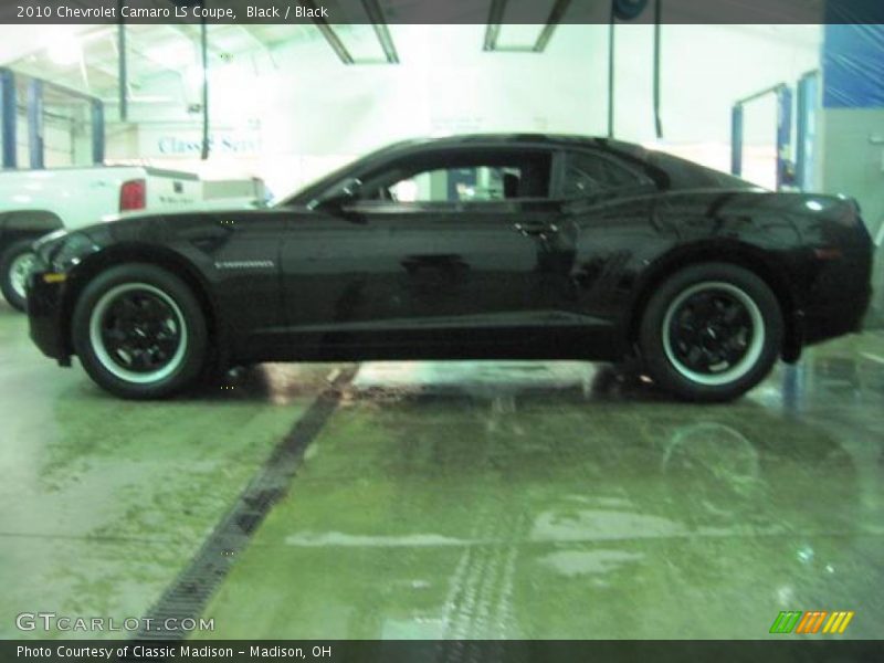 Black / Black 2010 Chevrolet Camaro LS Coupe