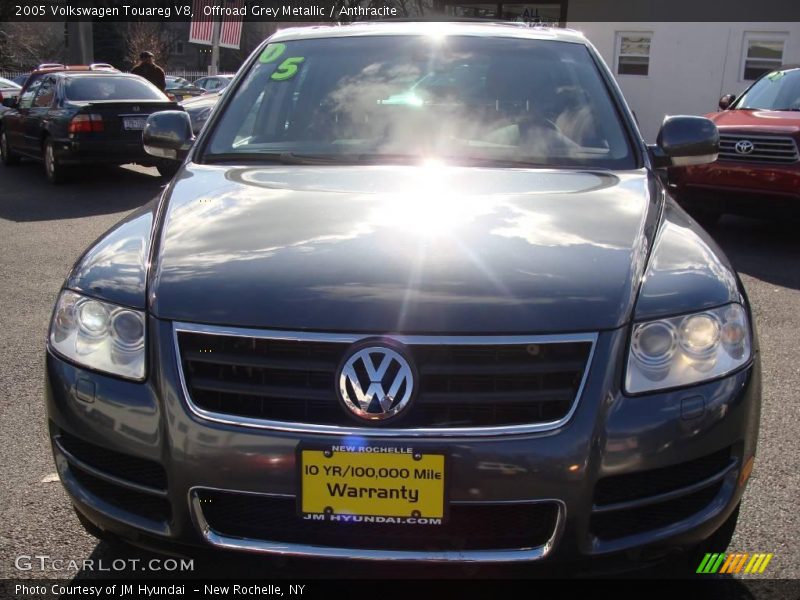 Offroad Grey Metallic / Anthracite 2005 Volkswagen Touareg V8